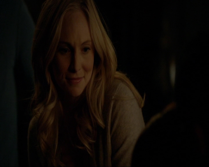 VampireDiariesWorld-dot-nl_7x21RequiemForADream0025.jpg