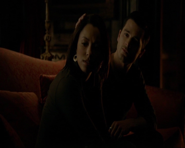 VampireDiariesWorld-dot-nl_7x21RequiemForADream0034.jpg