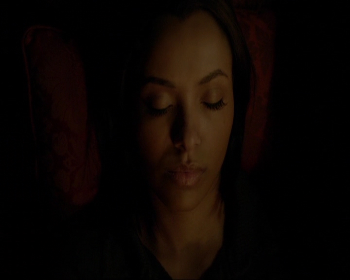 VampireDiariesWorld-dot-nl_7x21RequiemForADream0091.jpg