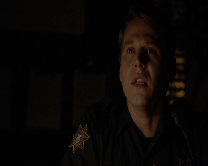 VampireDiariesWorld-dot-nl_7x21RequiemForADream0244.jpg