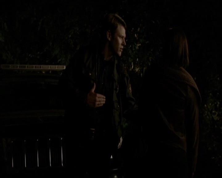 VampireDiariesWorld-dot-nl_7x21RequiemForADream1554.jpg