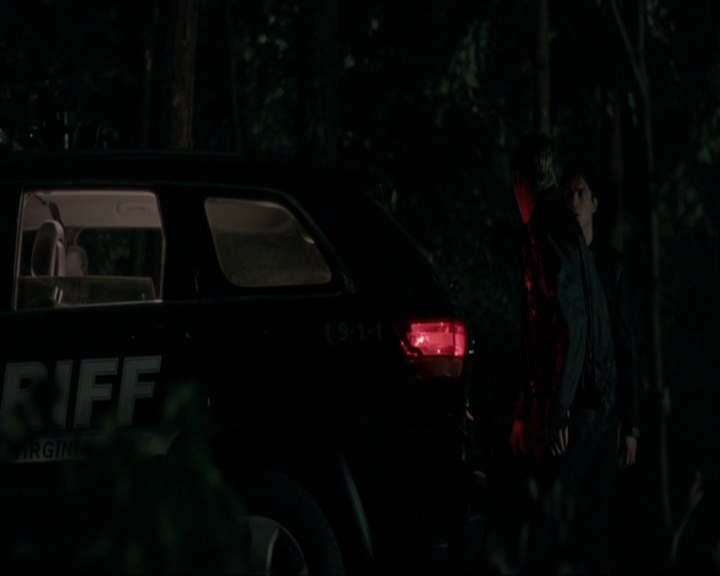 VampireDiariesWorld-dot-nl_7x21RequiemForADream2024.jpg VampireDiariesWorld-dot-nl_7x21RequiemForADream2024.jpg