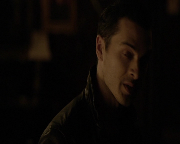 VampireDiariesWorld-dot-nl_7x21RequiemForADream2216.jpg