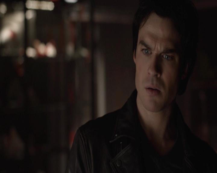VampireDiariesWorld-dot-nl_7x22GodsAndMonsters-deletedscenes0129.jpg