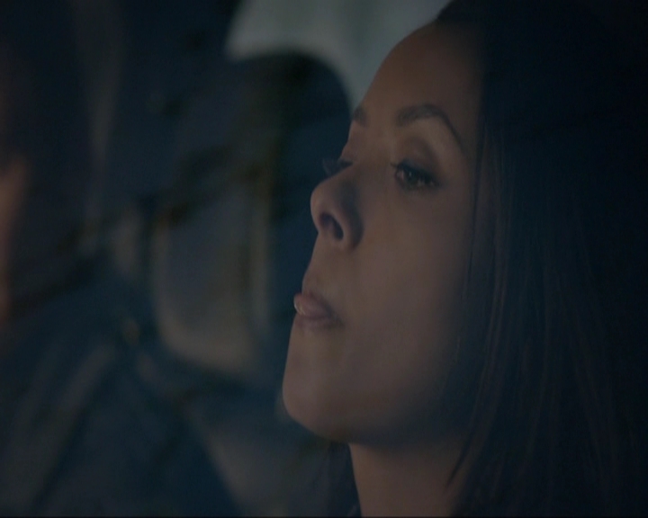 VampireDiariesWorld-dot-nl_7x22GodsAndMonsters0185.jpg
