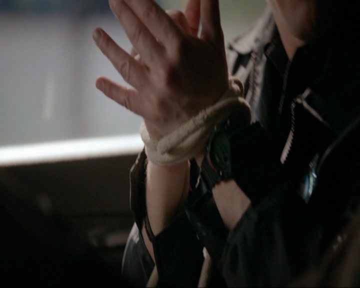 VampireDiariesWorld-dot-nl_7x22GodsAndMonsters0212.jpg VampireDiariesWorld-dot-nl_7x22GodsAndMonsters0212.jpg