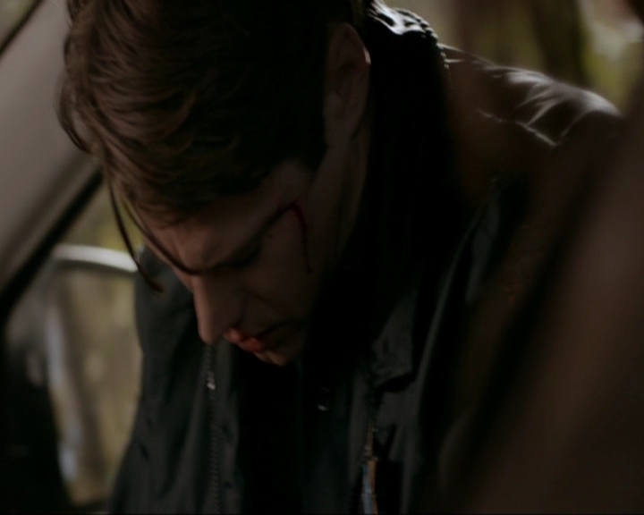 VampireDiariesWorld-dot-nl_7x22GodsAndMonsters0705.jpg