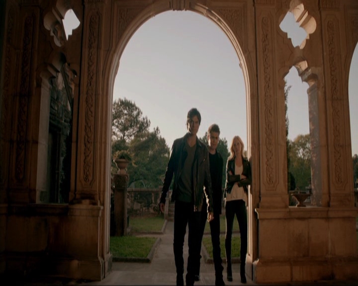 VampireDiariesWorld-dot-nl_7x22GodsAndMonsters1077.jpg