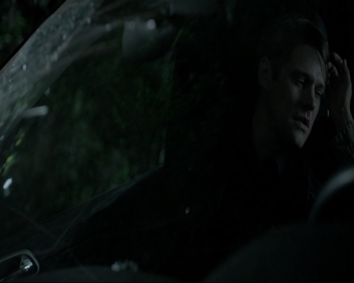 VampireDiariesWorld-dot-nl_7x22GodsAndMonsters1805.jpg