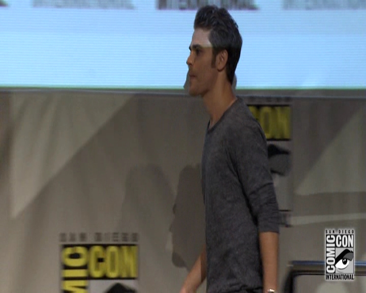 VampireDiariesWorld-dot-nl_S7-dvdextra-2015ComicConPanel0067.jpg