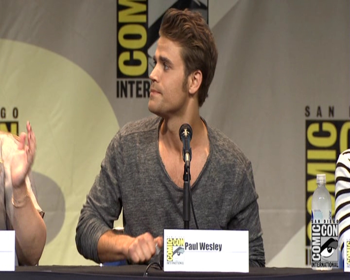 VampireDiariesWorld-dot-nl_S7-dvdextra-2015ComicConPanel0114.jpg