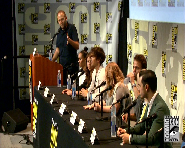 VampireDiariesWorld-dot-nl_S7-dvdextra-2015ComicConPanel0118.jpg