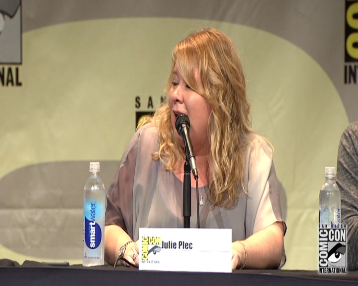 VampireDiariesWorld-dot-nl_S7-dvdextra-2015ComicConPanel0126.jpg