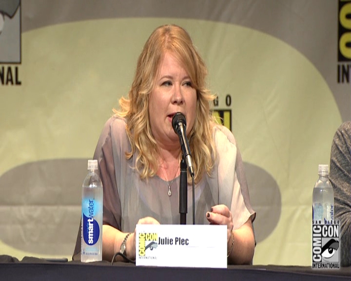 VampireDiariesWorld-dot-nl_S7-dvdextra-2015ComicConPanel0148.jpg