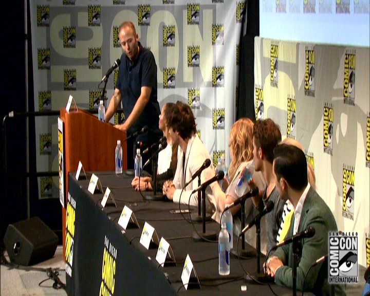 VampireDiariesWorld-dot-nl_S7-dvdextra-2015ComicConPanel0189.jpg