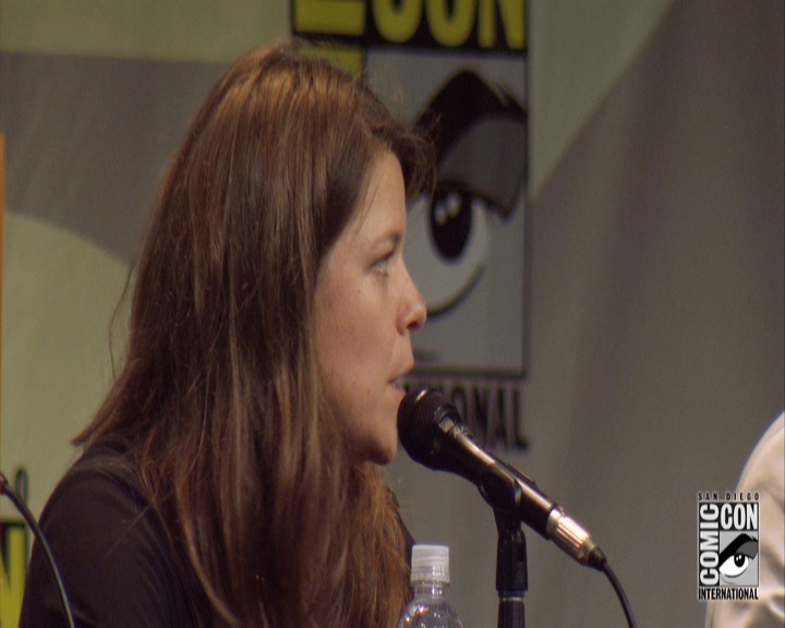 VampireDiariesWorld-dot-nl_S7-dvdextra-2015ComicConPanel0405.jpg VampireDiariesWorld-dot-nl_S7-dvdextra-2015ComicConPanel0405.jpg