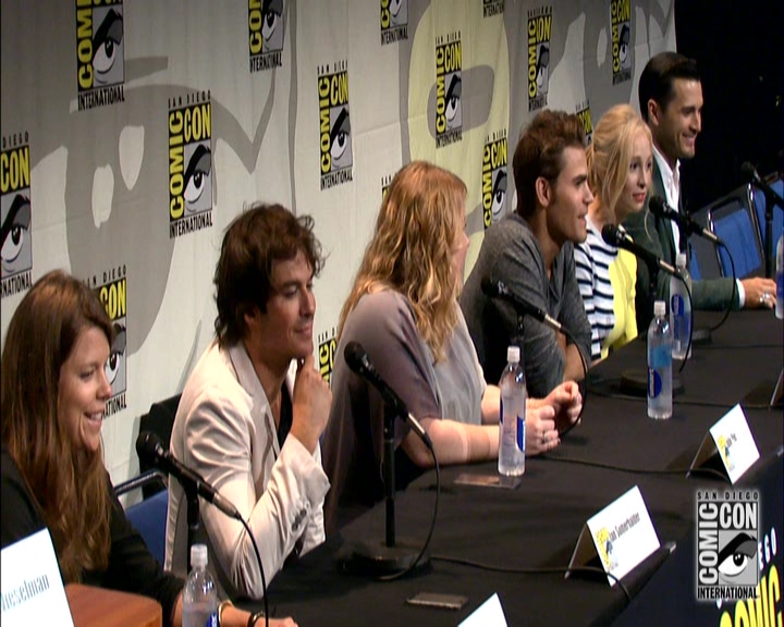 VampireDiariesWorld-dot-nl_S7-dvdextra-2015ComicConPanel0578.jpg