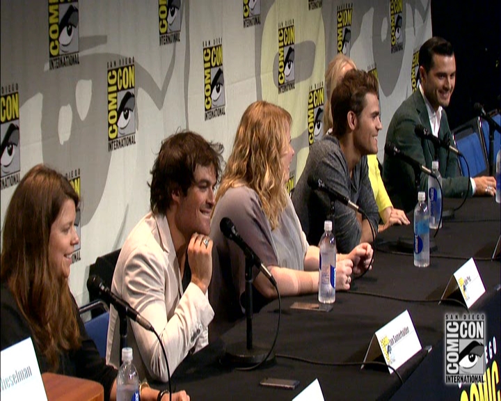 VampireDiariesWorld-dot-nl_S7-dvdextra-2015ComicConPanel0583.jpg