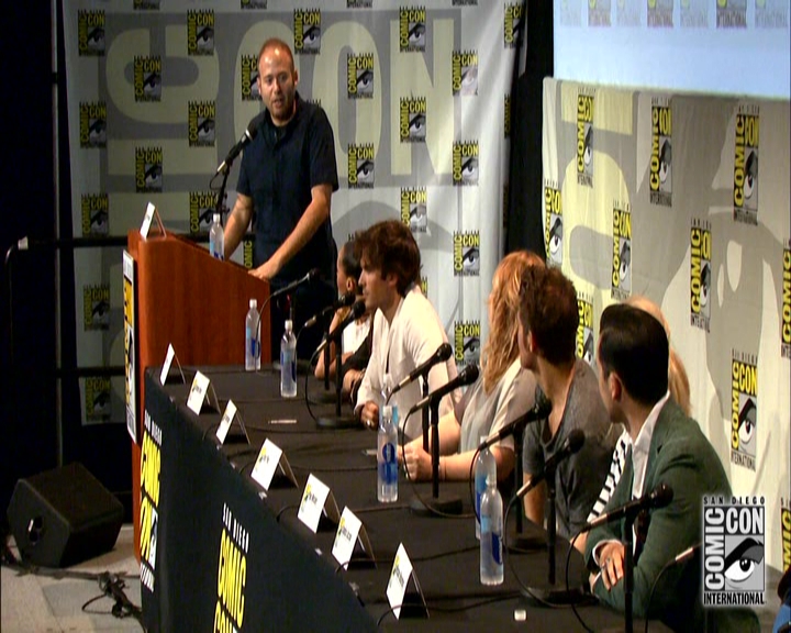 VampireDiariesWorld-dot-nl_S7-dvdextra-2015ComicConPanel0590.jpg