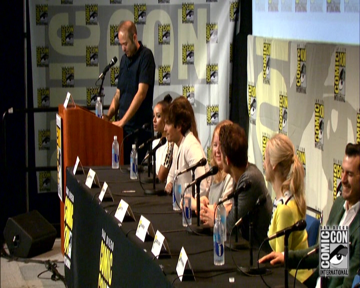 VampireDiariesWorld-dot-nl_S7-dvdextra-2015ComicConPanel0760.jpg