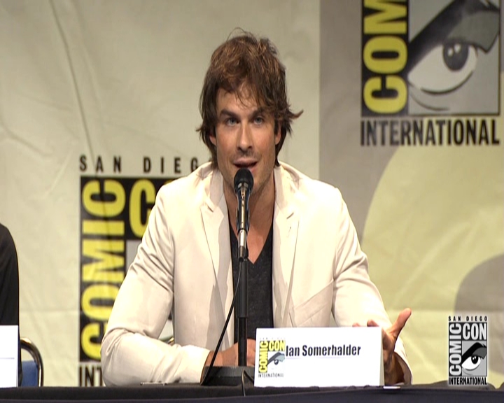 VampireDiariesWorld-dot-nl_S7-dvdextra-2015ComicConPanel0788.jpg