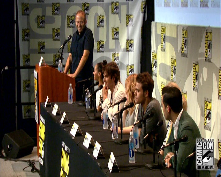 VampireDiariesWorld-dot-nl_S7-dvdextra-2015ComicConPanel0953.jpg
