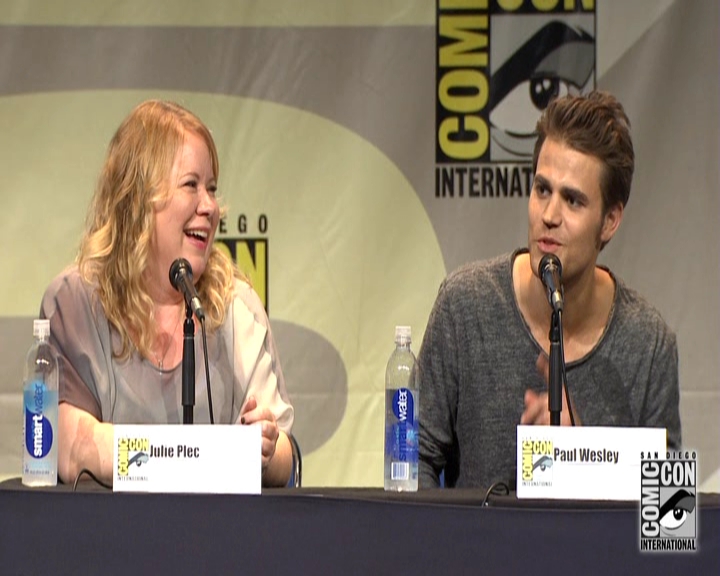 VampireDiariesWorld-dot-nl_S7-dvdextra-2015ComicConPanel1008.jpg