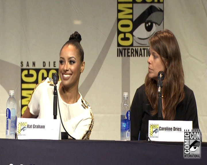 VampireDiariesWorld-dot-nl_S7-dvdextra-2015ComicConPanel1432.jpg