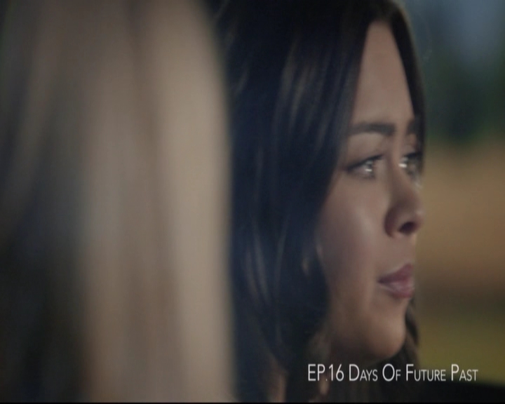 VampireDiariesWorld-dot-nl_S7-dvdextra-DirectingVampires0072.jpg
