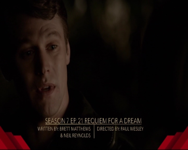 VampireDiariesWorld-dot-nl_S7-dvdextra-DirectingVampires0184.jpg