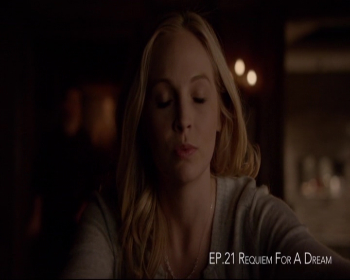 VampireDiariesWorld-dot-nl_S7-dvdextra-DirectingVampires0220.jpg
