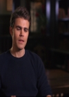 VampireDiariesWorld-dot-nl_S7-dvdextra-DirectingVampires0223.jpg