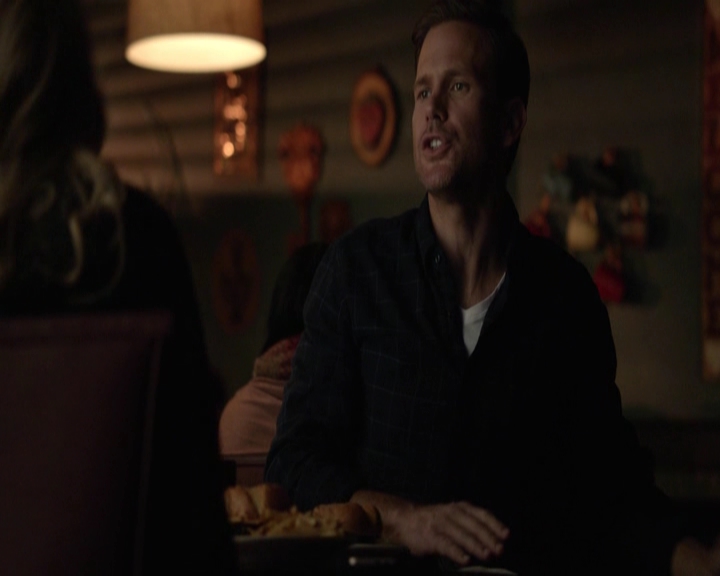 VampireDiariesWorld-dot-nl_S7-dvdextra-GAGReel0003.jpg