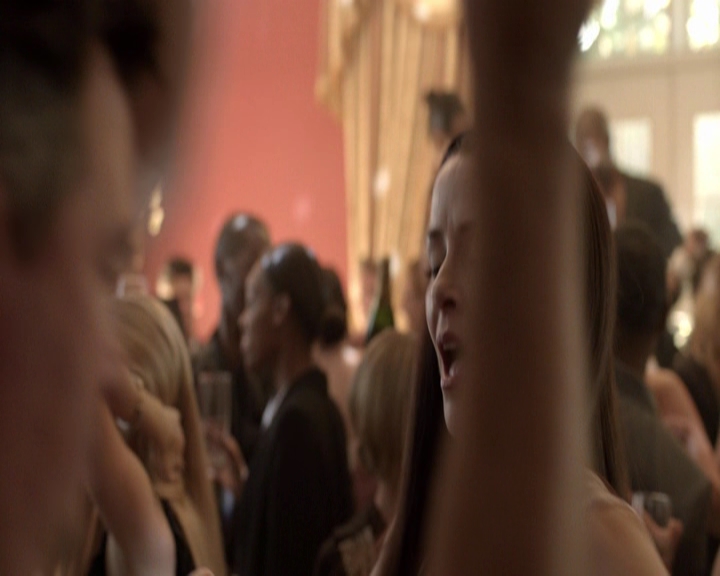 VampireDiariesWorld-dot-nl_S7-dvdextra-GAGReel0066.jpg