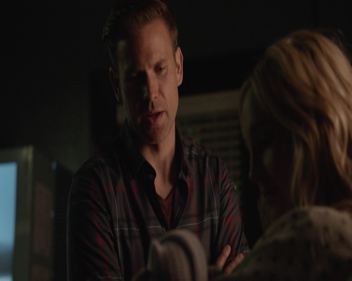 VampireDiariesWorld-dot-nl_S7-dvdextra-GAGReel0192.jpg