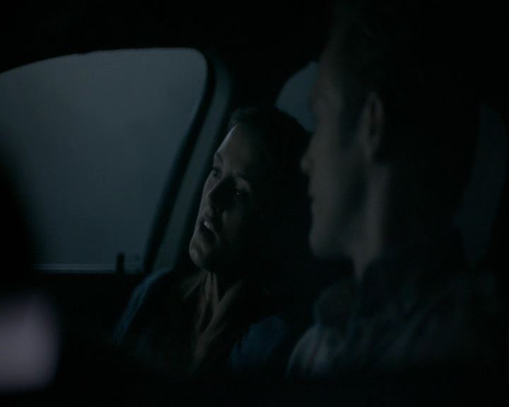 VampireDiaries-dot-nl_VampireDiaries-8x01HelloBrother0035.jpg