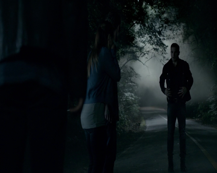 VampireDiaries-dot-nl_VampireDiaries-8x01HelloBrother0091.jpg