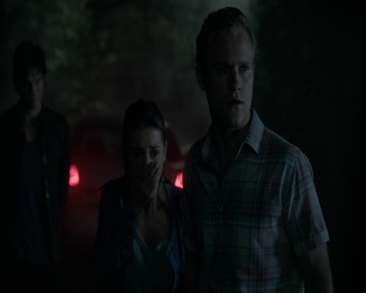 VampireDiaries-dot-nl_VampireDiaries-8x01HelloBrother0092.jpg