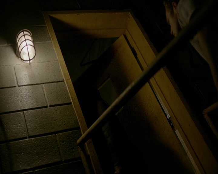 VampireDiaries-dot-nl_VampireDiaries-8x01HelloBrother0107.jpg