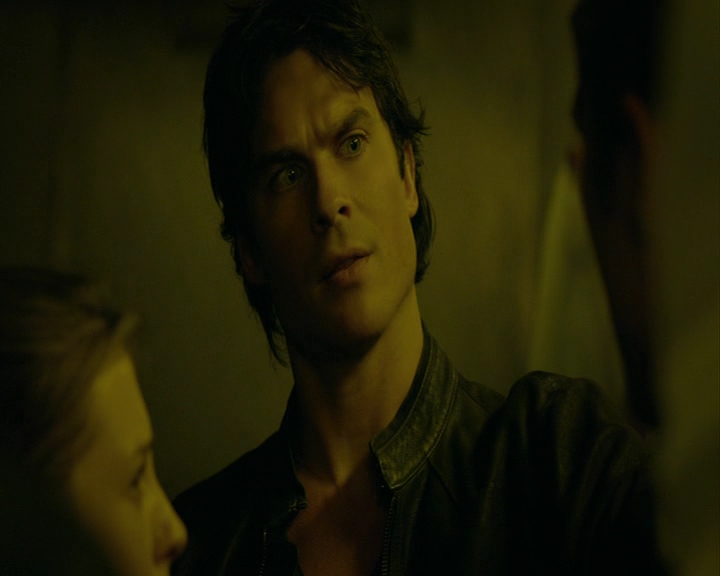 VampireDiaries-dot-nl_VampireDiaries-8x01HelloBrother0174.jpg