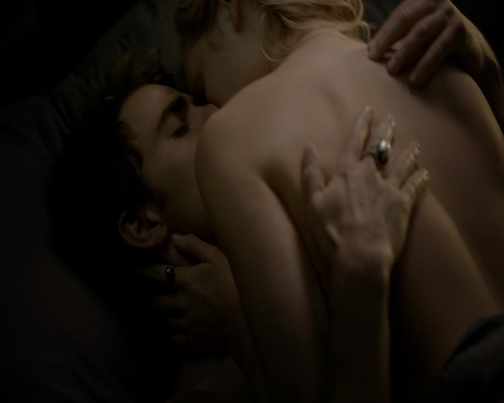 VampireDiaries-dot-nl_VampireDiaries-8x01HelloBrother0310.jpg