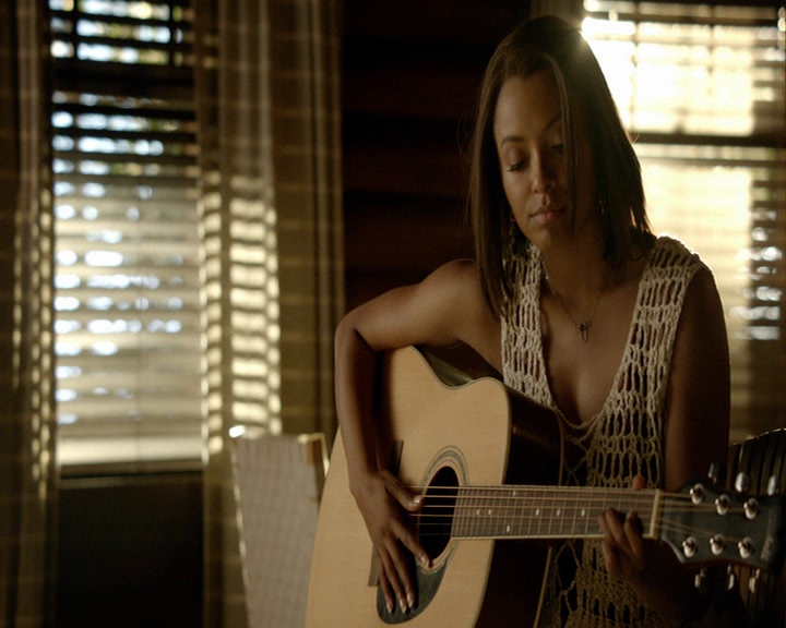 VampireDiaries-dot-nl_VampireDiaries-8x01HelloBrother0358.jpg
