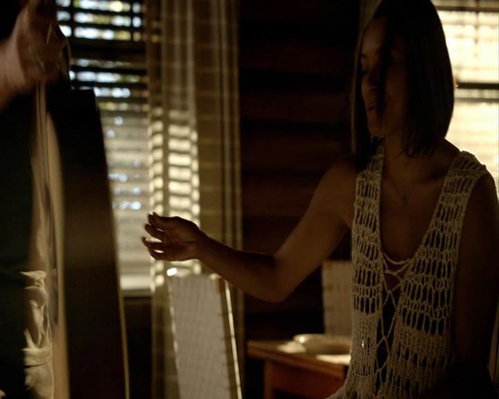 VampireDiaries-dot-nl_VampireDiaries-8x01HelloBrother0364.jpg