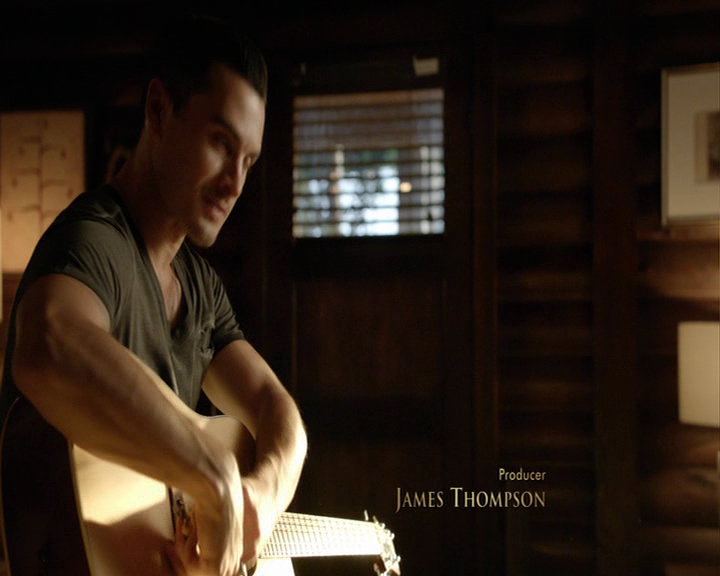 VampireDiaries-dot-nl_VampireDiaries-8x01HelloBrother0370.jpg