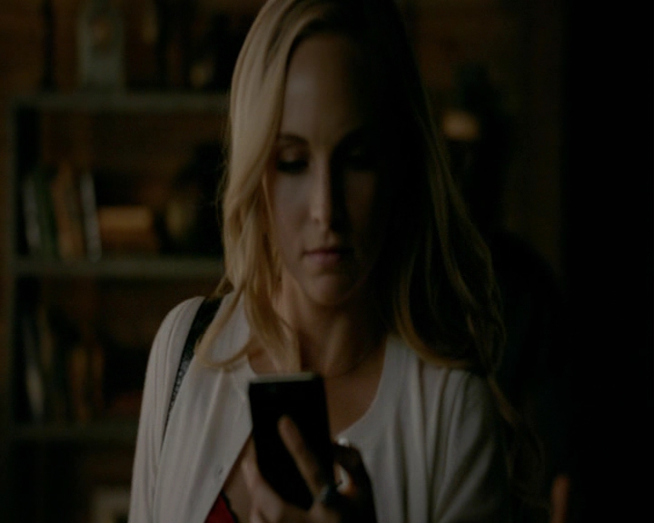 VampireDiaries-dot-nl_VampireDiaries-8x01HelloBrother0491.jpg