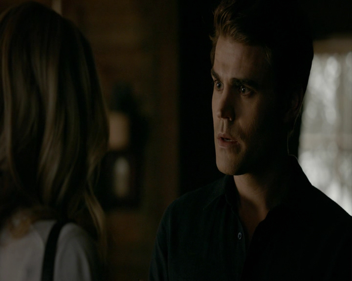 VampireDiaries-dot-nl_VampireDiaries-8x01HelloBrother0506.jpg
