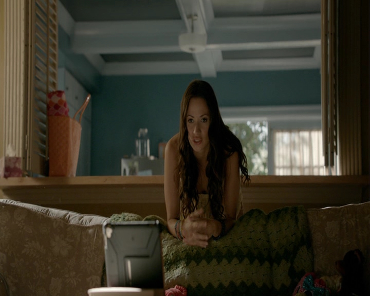 VampireDiaries-dot-nl_VampireDiaries-8x01HelloBrother0521.jpg