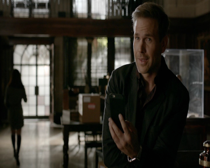 VampireDiaries-dot-nl_VampireDiaries-8x01HelloBrother0530.jpg