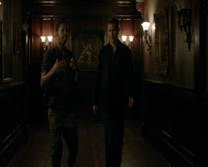 VampireDiaries-dot-nl_VampireDiaries-8x01HelloBrother0545.jpg