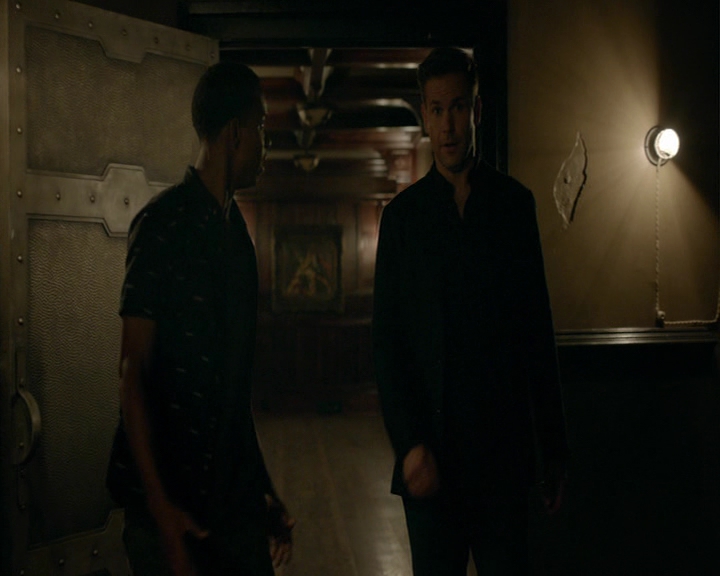 VampireDiaries-dot-nl_VampireDiaries-8x01HelloBrother0551.jpg